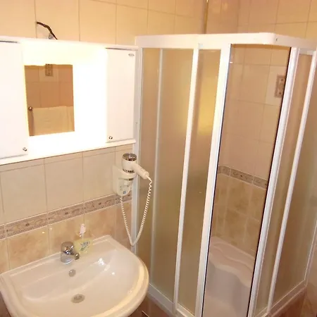 Guest house Mali Raj 3*