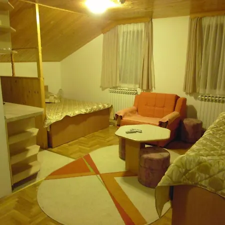 Gostinjska kuća Mali Raj 3*